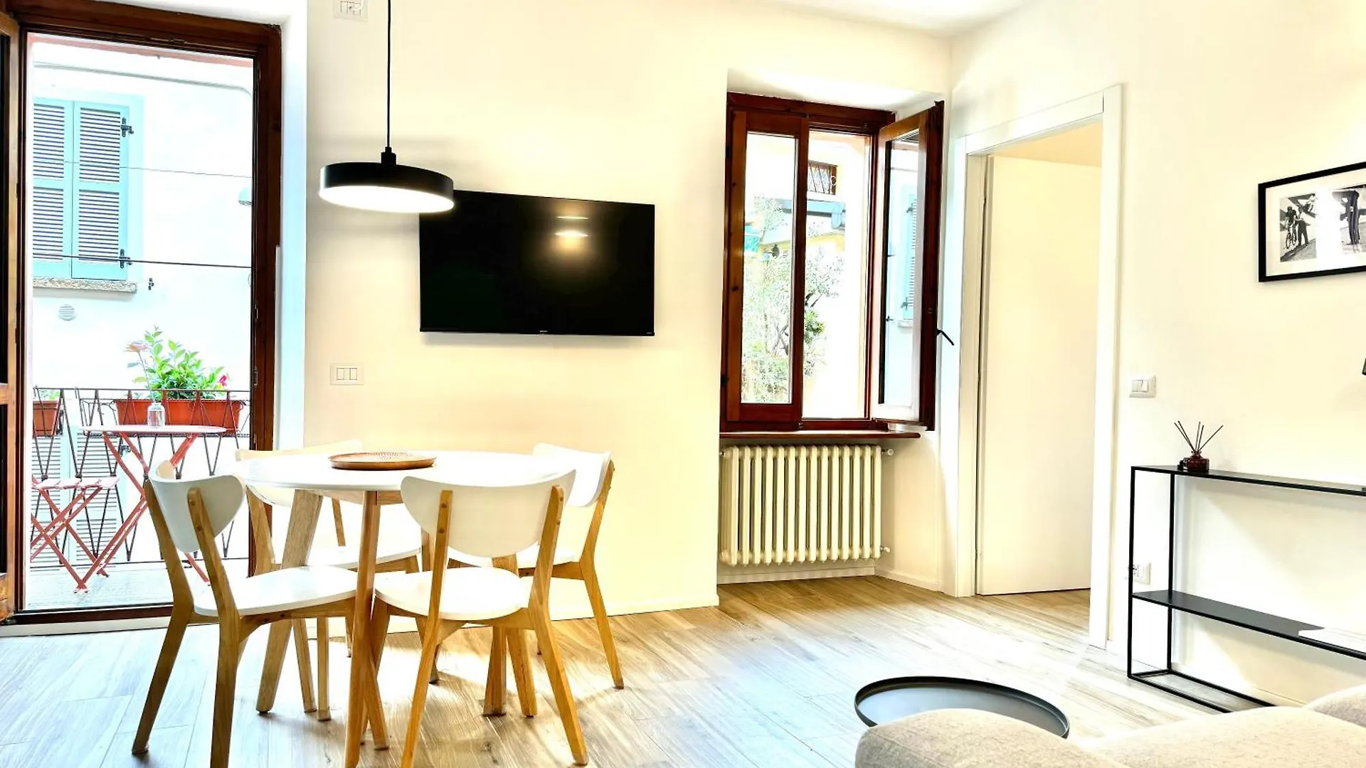 Via Scale Apartments, Lake Como, Brienno Apartman